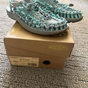 Keen Uneek Turquoise and Gray Woven Sandals